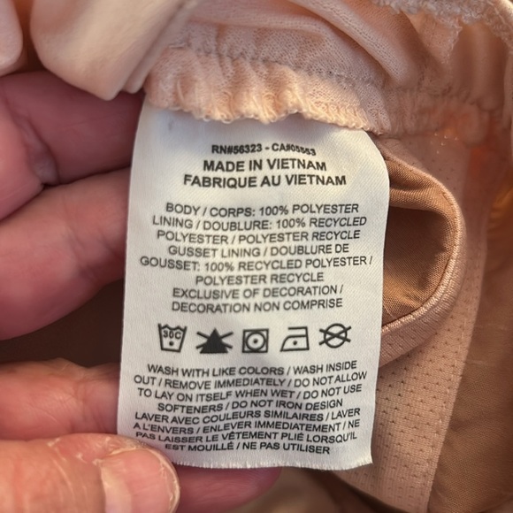 Nike Dri-Fit Pink Athletic Running Shorts Size Medium - Picture 6 of 6